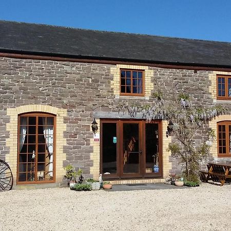مبيت وإفطار تالغارث The Granary المظهر الخارجي الصورة