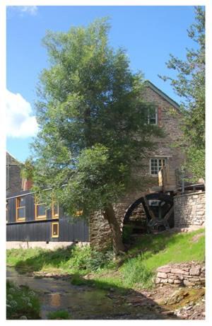 مبيت وإفطار تالغارث The Granary المظهر الخارجي الصورة